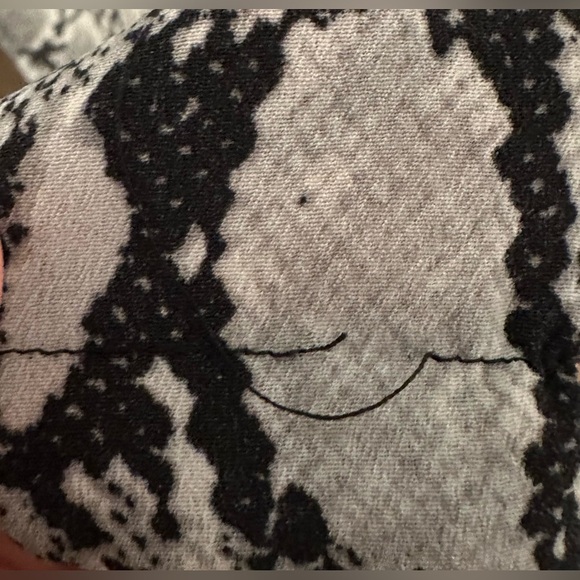 SHEIN Snakeskin Duster Kimono - Picture 9 of 14